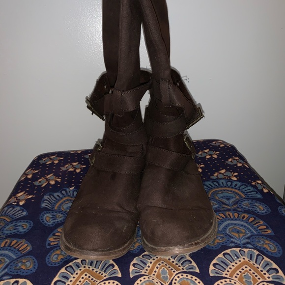 Faux suede tall boots - Picture 2 of 4